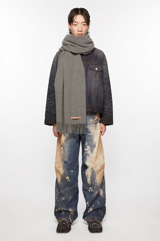 (image for) Precise Fringe wool scarf - oversized